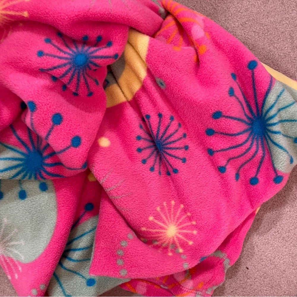 Y2K BRATZ Girl Dolls Hot Pink Starburst Preppy KidCore Twin Full Fleece Blanket